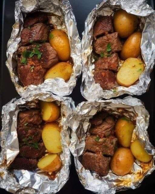 Garlic Steak & Potato Foil Packets