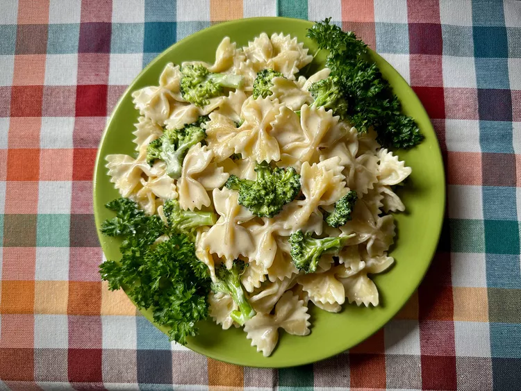 Broccoli Alfredo Pasta